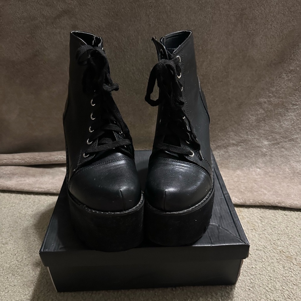 Black Platform Lace-Up Ankle Boots